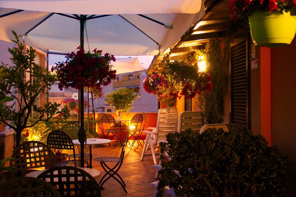 Hotel Novecento Ρώμη Εξωτερικό φωτογραφία