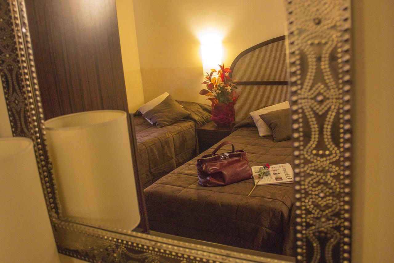 Hotel Novecento Ρώμη Εξωτερικό φωτογραφία